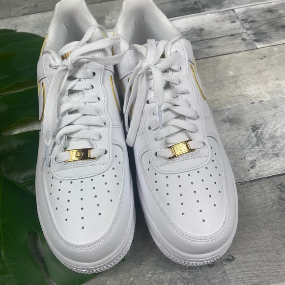 Nike Air Force 1 07 ESS sneakers shoes - Picture 2 of 7